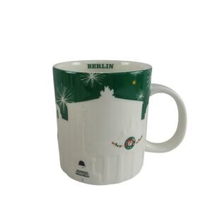 Starbucks Berlin 2015 Relief Green 3D Mug 18 oz Embossed Christmas Holiday‎ Rare